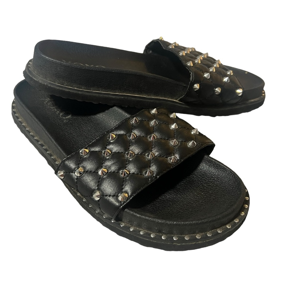 XOXO Studded Slides